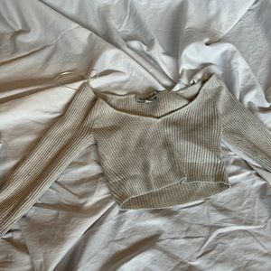 URBAN OUTFITTERS | cropped sweater